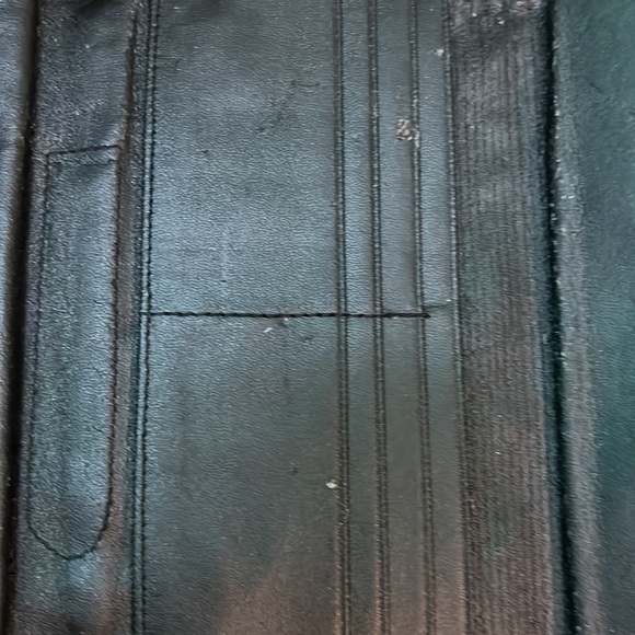 Bueno monogram wallet . Looks like vintage to me . Gray and black - Picture 9 of 12